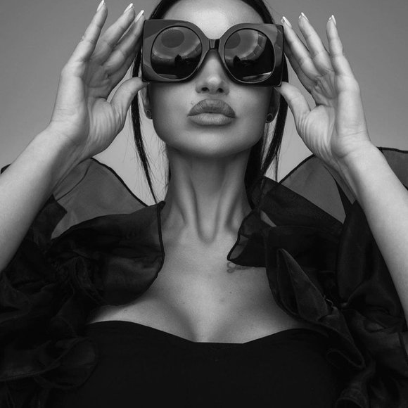 Gucci GG1254S 001 Square Sunglasses - Black/Grey - Picture 2 of 12